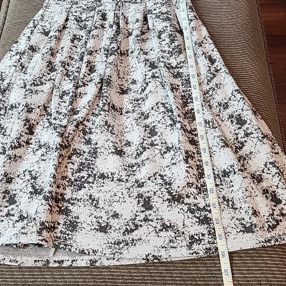 Lula Roe Amelia Dress - Picture 11 of 13